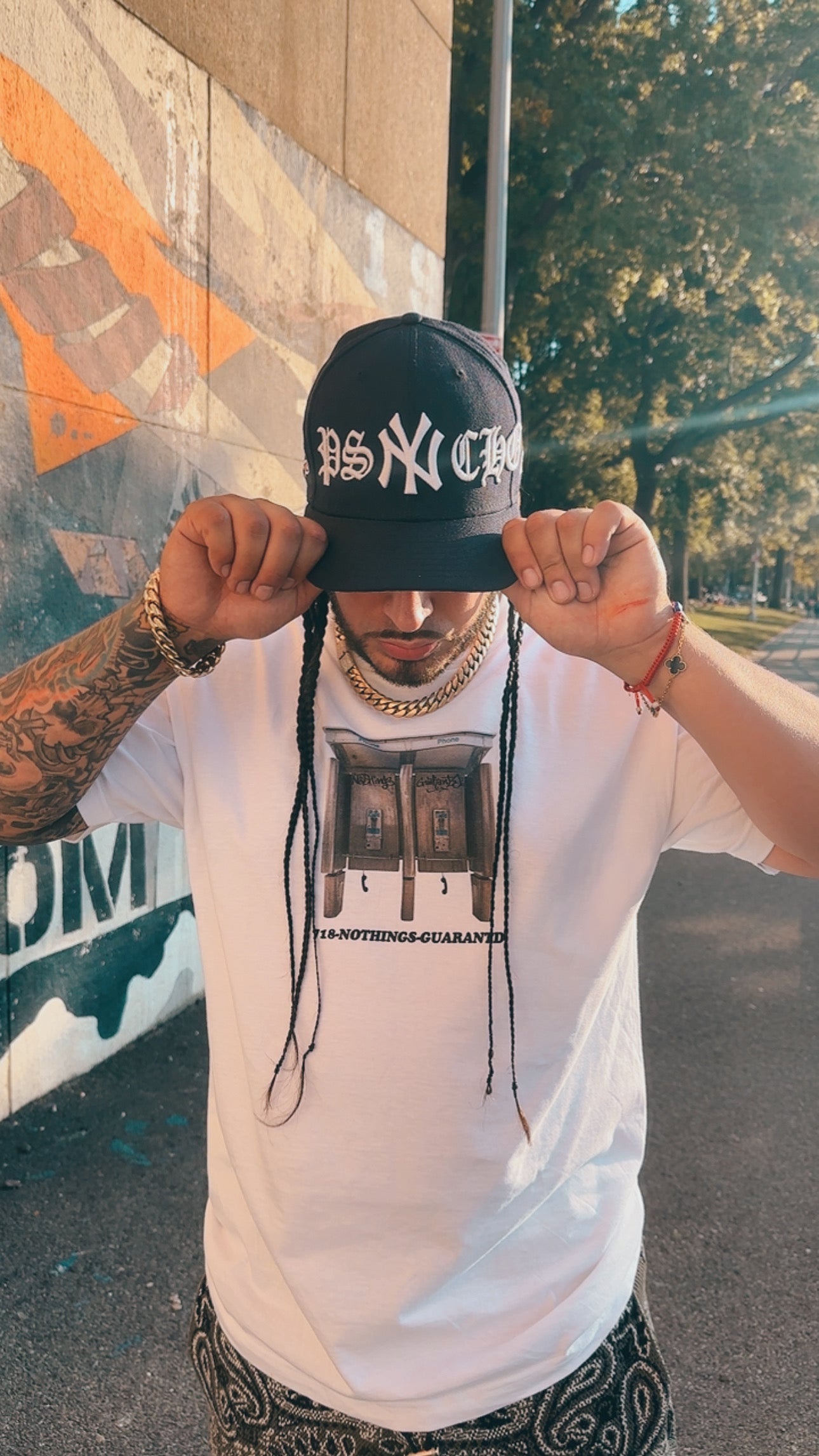 PHONE BOOTH TEE