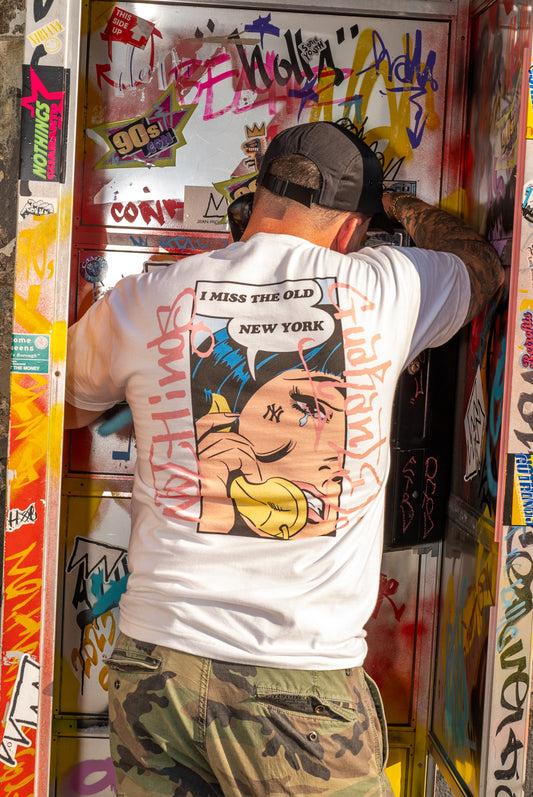 PHONE BOOTH TEE